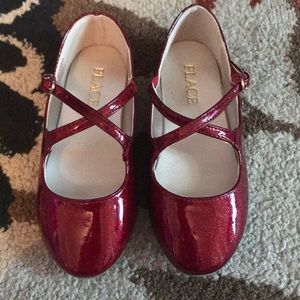 Children’s Place Girls Size 9 Sparkly Red Shoes
